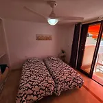 아파트 Ground Floor Casa Pico, Parque Santiago 1, Heated Pool, 100 M To Sea And Beach, Wifi 아로나