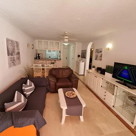 Apartment Ground Floor Casa Pico, Parque Santiago 1, Heated Pool, 100 M To Sea And Beach, Wifi Arona (Tenerife)