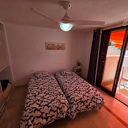 Apartmán Ground Floor Casa Pico, Parque Santiago 1, Heated Pool, 100 M To Sea And Beach, Wifi Arona (Tenerife)